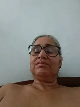  candi online show from 07-06-26, 12:34