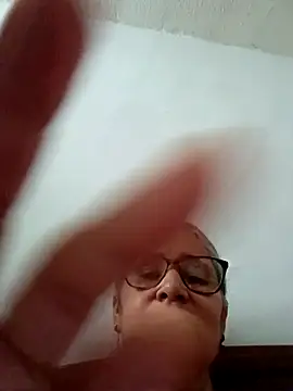 Snapshot of _candi chatting on 02-10-26, 12:15 candi online show from 02-10-26, 12:15