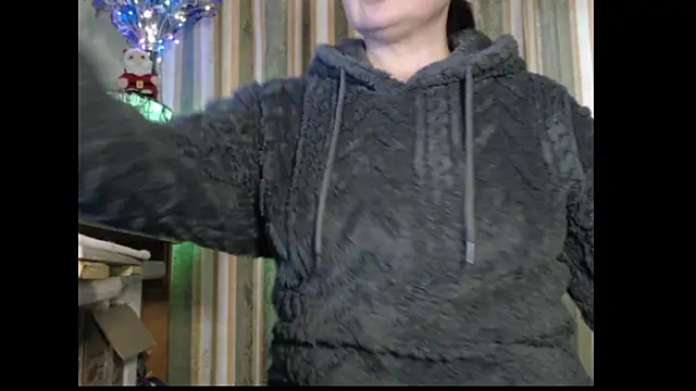 Snapshot of amorelara chatting on 10-06-25, 03:13 amorelara online show from 10-06-25, 03:13