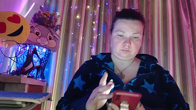 amorelara online show from 04-29-26, 07:56