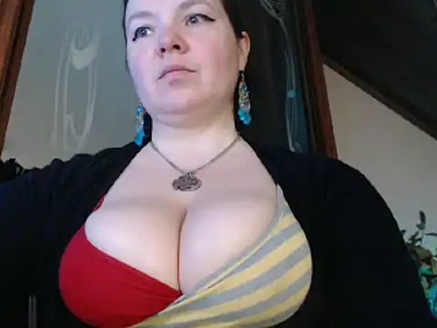 Snapshot of amorelara chatting on 03-01-25, 08:45 amorelara online show from 03-01-25, 08:45