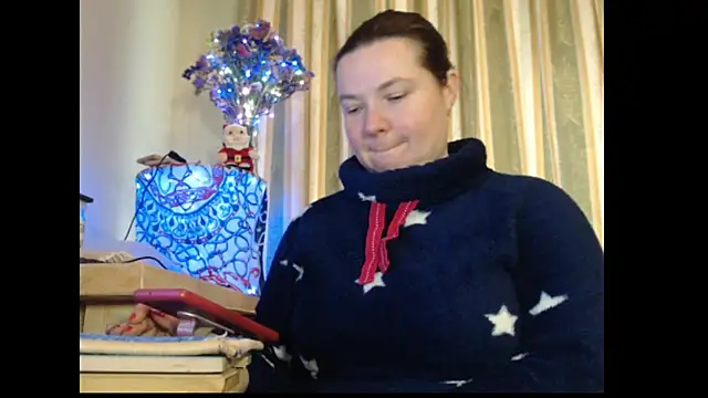 Snapshot of amorelara chatting on 10-08-25, 06:59 amorelara online show from 10-08-25, 06:59