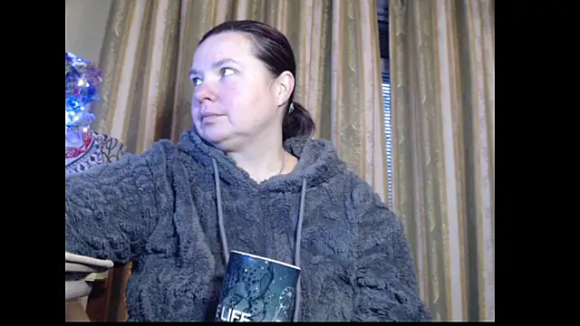 Snapshot of amorelara chatting on 10-01-25, 04:39 amorelara online show from 10-01-25, 04:39