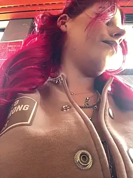 RiriRoseey online show from 04-14-26, 08:08