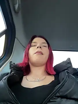 Snapshot of RiriRoseey chatting on 02-25-26, 08:47 RiriRoseey online show from 02-25-26, 08:47