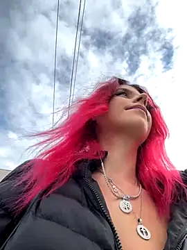 RiriRoseey online show from 10-18-25, 06:59