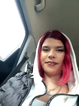 Snapshot of RiriRoseey chatting on 03-03-26, 09:05 RiriRoseey online show from 03-03-26, 09:05