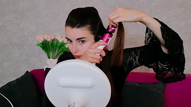 Miss Arwen online show from 09-11-25, 03:39