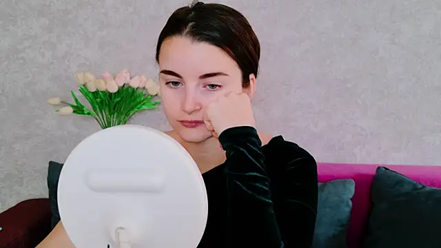 Miss Arwen online show from 10-06-25, 03:51