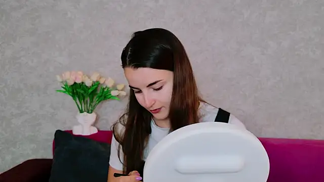 Miss Arwen online show from 09-10-25, 05:28