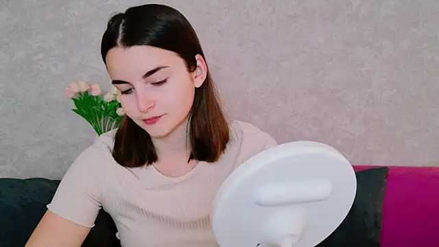 Miss Arwen online show from 09-17-25, 03:19