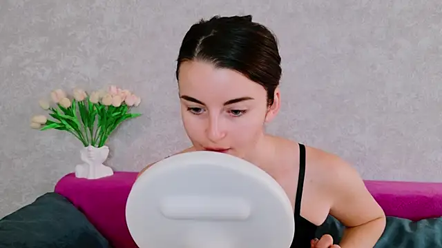 Miss Arwen online show from 10-02-25, 04:38