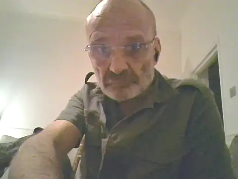 Shyboy817 online show from 11-11-25, 02:06