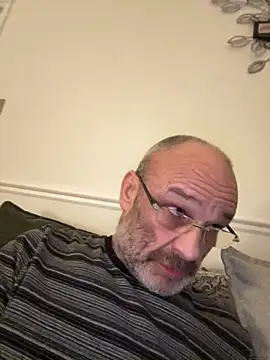 Shyboy817 online show from 11-14-25, 02:37