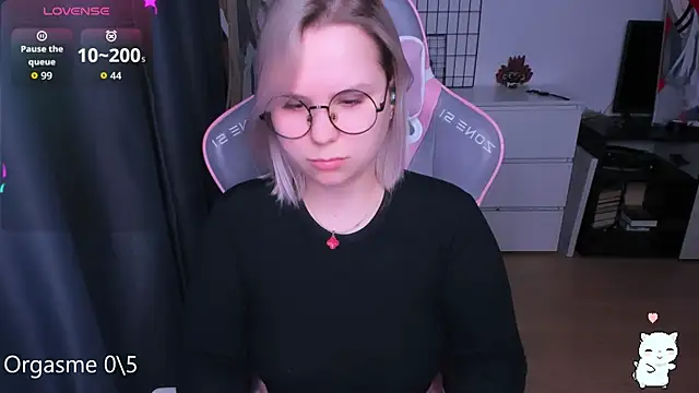 miray kuriyama123 online show from 04-13-26, 08:24