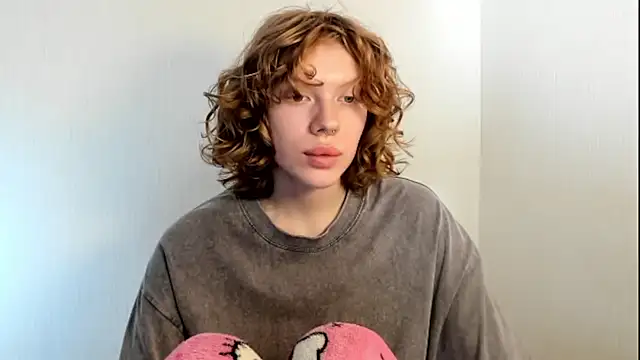 StellaDavis online show from 10-24-25, 08:02