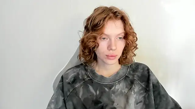 StellaDavis online show from 12-16-25, 08:18