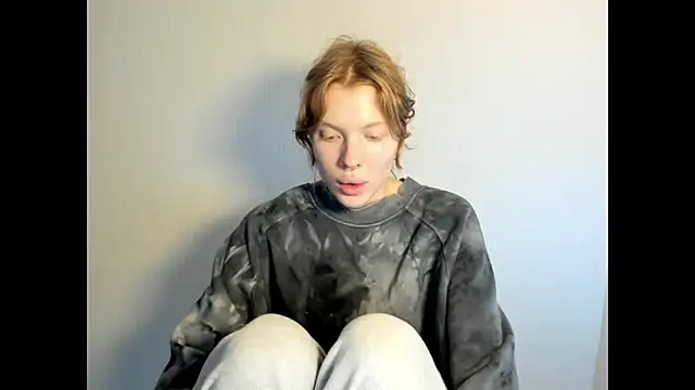 StellaDavis online show from 11-27-25, 08:04