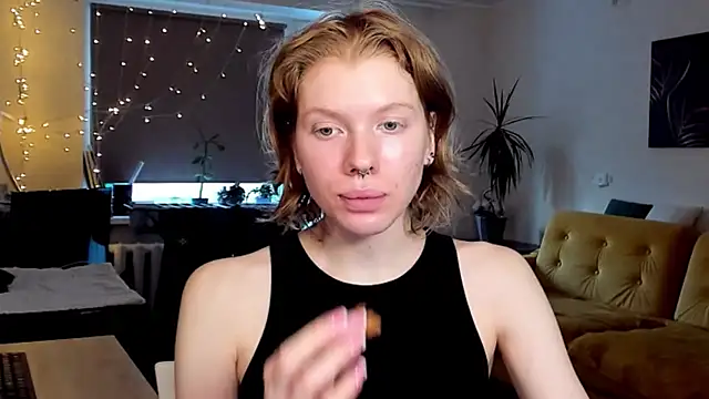 StellaDavis online show from 02-19-25, 01:06