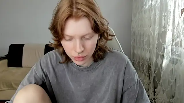 StellaDavis online show from 05-13-26, 10:44
