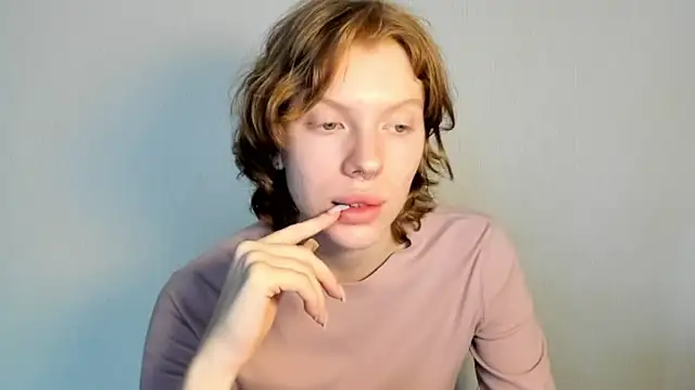 Snapshot of StellaDavis chatting on 02-25-26, 08:14 StellaDavis online show from 02-25-26, 08:14