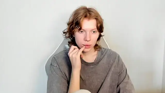 StellaDavis online show from 03-05-26, 08:11