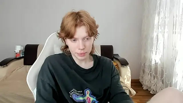 Snapshot of StellaDavis chatting on 07-12-26, 10:38 StellaDavis online show from 07-12-26, 10:38