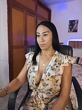 Snapshot of charlotte_bayron02 chatting on 07-02-26, 01:06 charlotte bayron02 online show from 07-02-26, 01:06