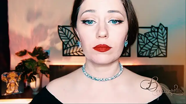 Snapshot of MissBeverlyMills chatting on 02-26-25, 06:37 MissBeverlyMills online show from 02-26-25, 06:37