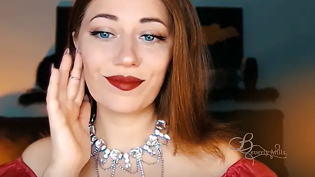 Snapshot of MissBeverlyMills chatting on 10-13-25, 02:57 MissBeverlyMills online show from 10-13-25, 02:57