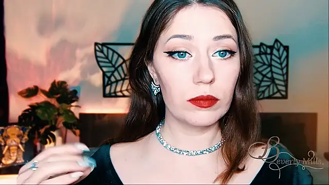 Snapshot of MissBeverlyMills chatting on 02-26-25, 03:10 MissBeverlyMills online show from 02-26-25, 03:10