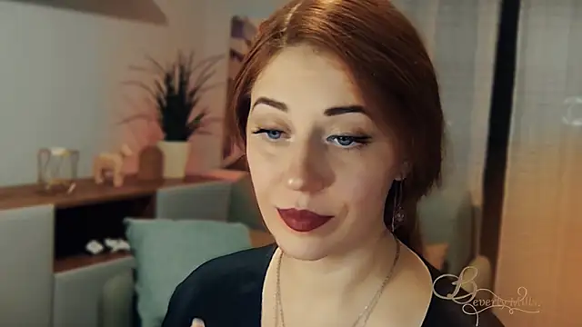 MissBeverlyMills online show from 01-09-26, 01:01