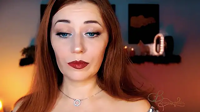 MissBeverlyMills online show from 11-15-25, 02:59