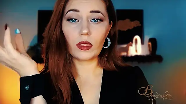 MissBeverlyMills online show from 11-30-25, 05:30