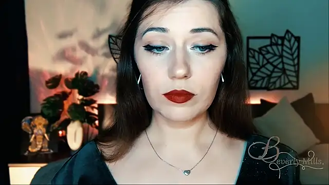 Snapshot of MissBeverlyMills chatting on 02-08-25, 05:18 MissBeverlyMills online show from 02-08-25, 05:18