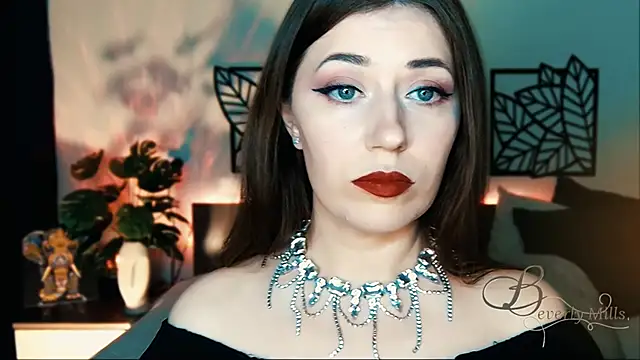 Snapshot of MissBeverlyMills chatting on 02-09-25, 04:29 MissBeverlyMills online show from 02-09-25, 04:29