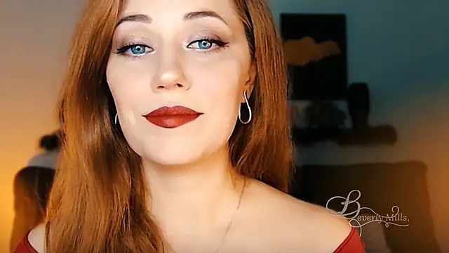 Snapshot of MissBeverlyMills chatting on 10-02-25, 02:04 MissBeverlyMills online show from 10-02-25, 02:04