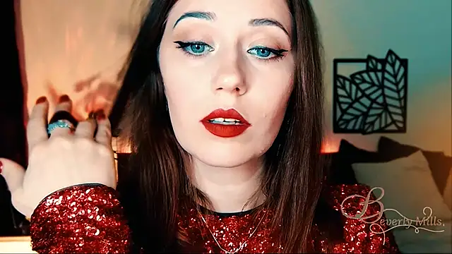 Snapshot of MissBeverlyMills chatting on 03-17-25, 09:55 MissBeverlyMills online show from 03-17-25, 09:55