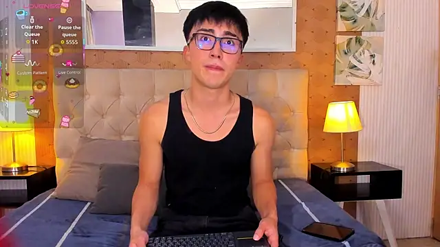 santi-fabulous online show from 09-29-25, 08:25