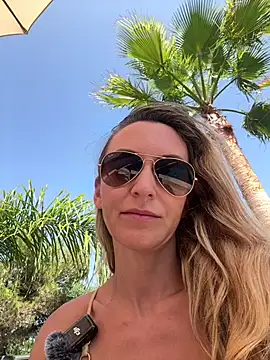 HerrinAnja online show from 06-18-26, 02:00
