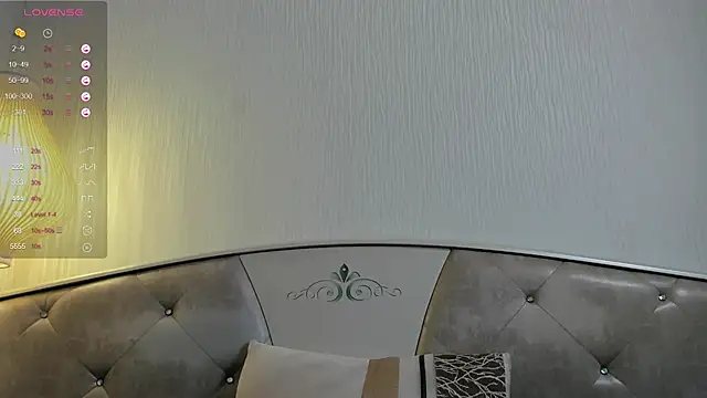 Snapshot of Twulya chatting on 03-17-25, 11:42 Twulya online show from 03-17-25, 11:42