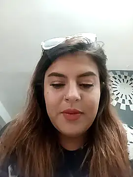 Snapshot of _poison_sweet chatting on 09-17-25, 05:48 poison sweet online show from 09-17-25, 05:48