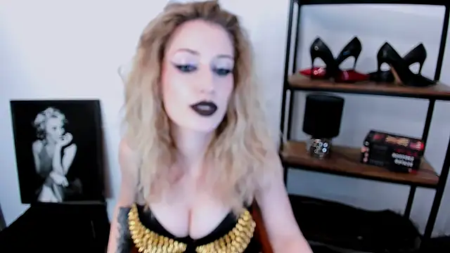AlissaLips online show from 05-21-26, 05:32