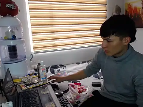 Snapshot of Pharaon_71 chatting on 02-27-25, 08:31 Pharaon 71 online show from 02-27-25, 08:31