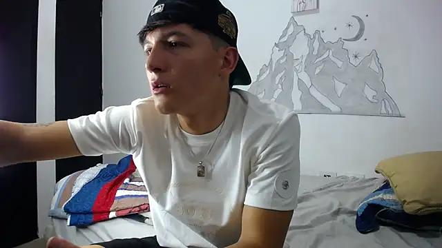 Snapshot of Pharaon_71 chatting on 03-03-26, 03:02 Pharaon 71 online show from 03-03-26, 03:02