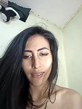 Anahi cake online show from 02-20-25, 04:58