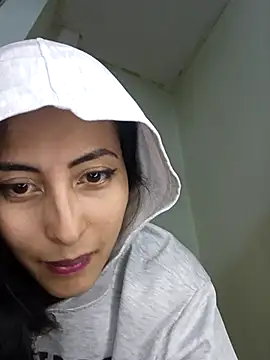 Anahi cake online show from 02-25-25, 05:51