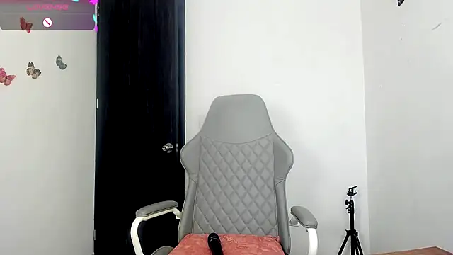 Nala j8 online show from 11-19-25, 11:10