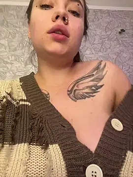 Snapshot of Vikki_toriya chatting on 01-22-25, 11:21 Vikki toriya online show from 01-22-25, 11:21