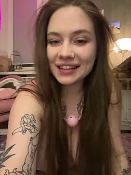 Vikki toriya online show from 02-10-26, 09:47